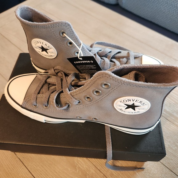 Converse Chuck Taylor All Star High Top Leather Sneaker Sharkskin A11228C NIB - Picture 3 of 10